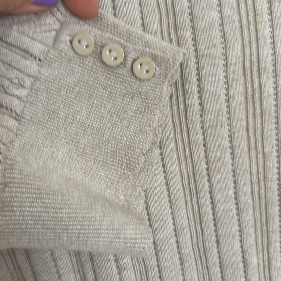 Charter club. Med 60% cotton 40% rayon, beige lightweight, half sleeve cardigan - Picture 7 of 7